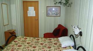 Гостиница Альпийский Хостел Санкт-Петербург Стандартный двухместный номер с 2 отдельными кроватями-2